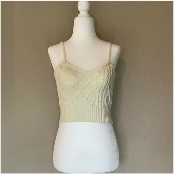 Knitty Kitty - Picture 3 of 4